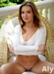 Female Aly Escort in Moreton Morrell